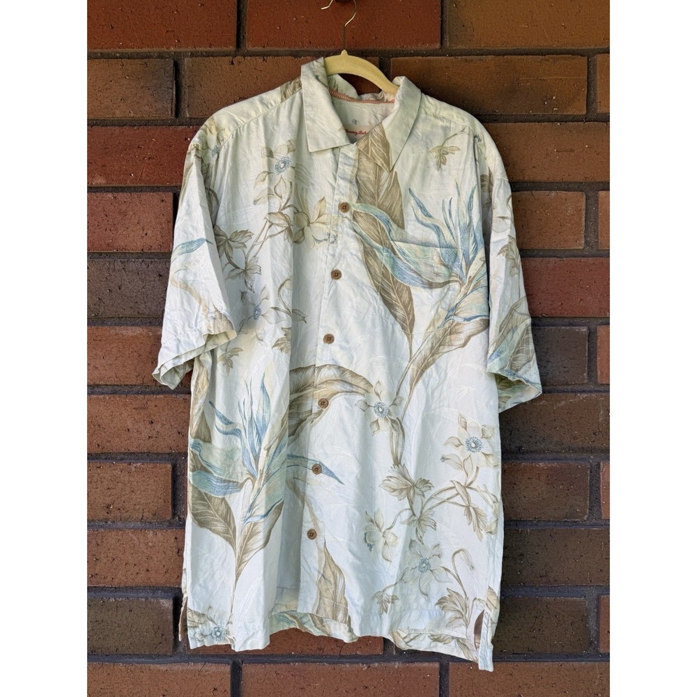 Tommy Bahama Camp Silk Hawaiian Shirt Mens Large Cream Floral Casual Beach